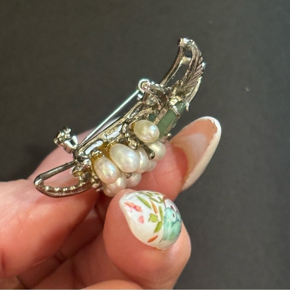 Vintage Jade and real pearl pendant/brooch - Picture 6 of 9